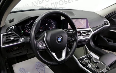 BMW 3 серия, 2019 год, 2 699 000 рублей, 13 фотография