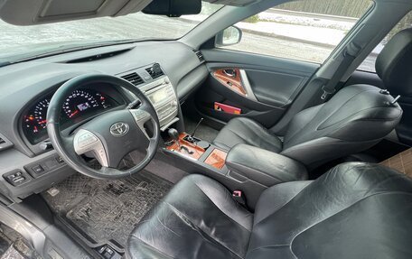 Toyota Camry, 2010 год, 1 400 000 рублей, 7 фотография