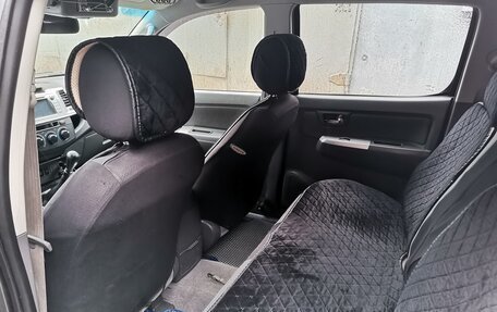 Toyota Hilux VII, 2013 год, 2 200 000 рублей, 8 фотография