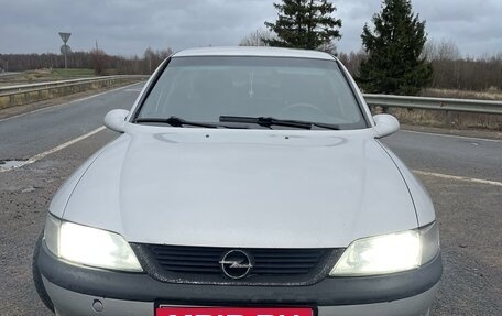 Opel Vectra B рестайлинг, 1998 год, 380 000 рублей, 13 фотография