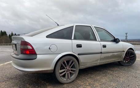 Opel Vectra B рестайлинг, 1998 год, 380 000 рублей, 16 фотография