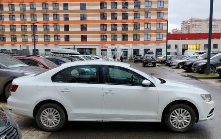 Volkswagen Jetta VI, 2018 год, 1 500 000 рублей, 2 фотография