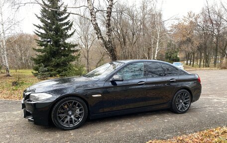 BMW 5 серия, 2010 год, 1 640 000 рублей, 3 фотография