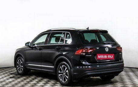 Volkswagen Tiguan II, 2019 год, 2 848 000 рублей, 7 фотография