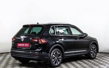 Volkswagen Tiguan II, 2019 год, 2 848 000 рублей, 5 фотография