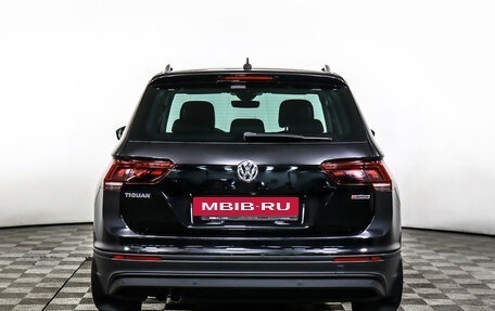 Volkswagen Tiguan II, 2019 год, 2 848 000 рублей, 6 фотография