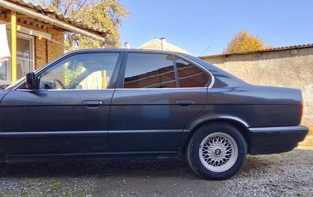 BMW 5 серия, 1990 год, 490 000 рублей, 4 фотография