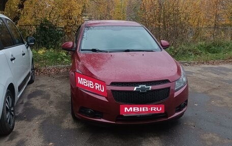 Chevrolet Cruze II, 2011 год, 670 000 рублей, 2 фотография