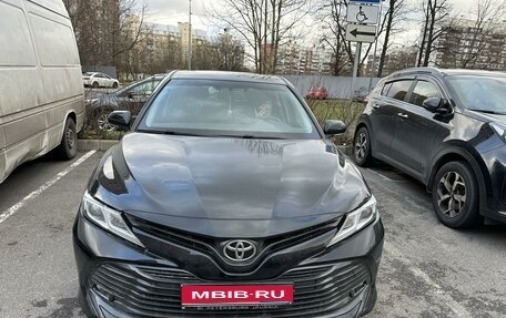 Toyota Camry, 2020 год, 2 400 000 рублей, 1 фотография