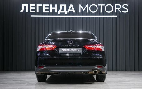 Toyota Camry, 2021 год, 3 090 000 рублей, 5 фотография