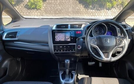 Honda Fit III, 2013 год, 800 000 рублей, 8 фотография