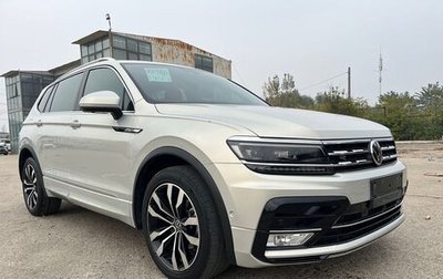 Volkswagen Tiguan II, 2020 год, 3 225 000 рублей, 1 фотография