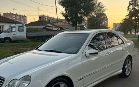 Mercedes-Benz C-Класс, 2005 год, 750 000 рублей, 2 фотография