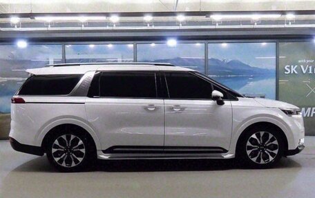 KIA Carnival, 2021 год, 3 600 000 рублей, 4 фотография