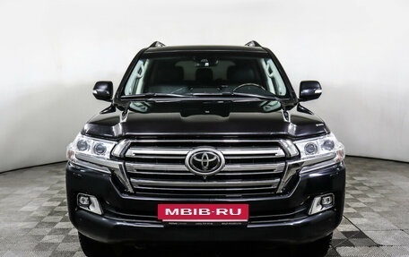 Toyota Land Cruiser 200, 2019 год, 7 500 000 рублей, 2 фотография