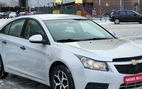 Chevrolet Cruze II, 2010 год, 750 000 рублей, 16 фотография