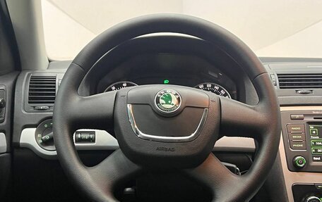 Skoda Octavia, 2011 год, 898 000 рублей, 20 фотография