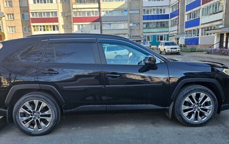 Toyota RAV4, 2020 год, 3 400 000 рублей, 6 фотография