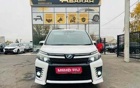 Toyota Voxy III, 2016 год, 2 649 000 рублей, 3 фотография