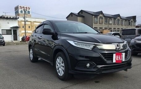 Honda Vezel, 2021 год, 1 460 000 рублей, 4 фотография