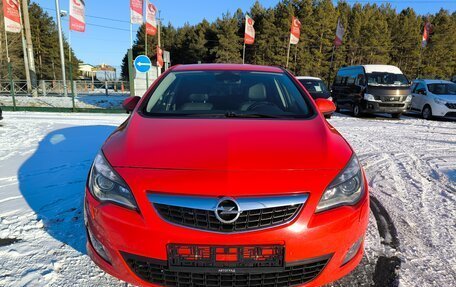 Opel Astra J, 2012 год, 799 995 рублей, 2 фотография