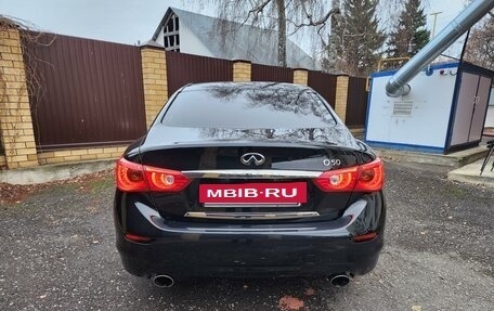 Infiniti Q50 I рестайлинг, 2014 год, 2 300 000 рублей, 14 фотография