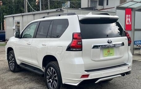 Toyota Land Cruiser Prado 150 рестайлинг 2, 2021 год, 3 580 000 рублей, 6 фотография