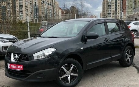 Nissan Qashqai, 2010 год, 789 000 рублей, 2 фотография