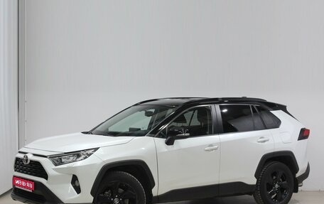 Toyota RAV4, 2021 год, 3 688 000 рублей, 1 фотография