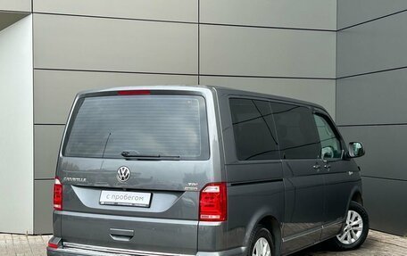 Volkswagen Caravelle T6 рестайлинг, 2017 год, 3 099 000 рублей, 5 фотография