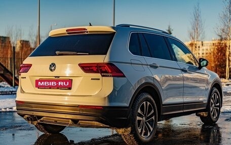 Volkswagen Tiguan II, 2019 год, 2 195 000 рублей, 8 фотография