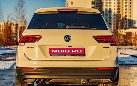 Volkswagen Tiguan II, 2019 год, 2 195 000 рублей, 7 фотография