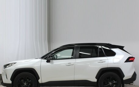 Toyota RAV4, 2021 год, 3 688 000 рублей, 8 фотография