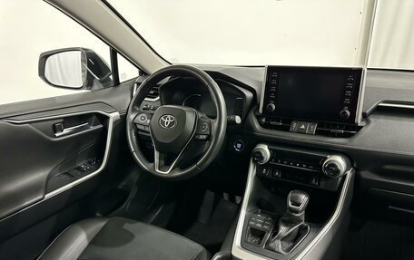 Toyota RAV4, 2021 год, 3 688 000 рублей, 14 фотография