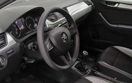 Skoda Rapid I, 2019 год, 1 375 000 рублей, 16 фотография