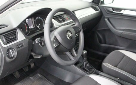 Skoda Rapid I, 2019 год, 1 375 000 рублей, 26 фотография