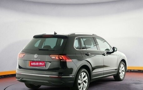 Volkswagen Tiguan II, 2024 год, 4 851 947 рублей, 3 фотография