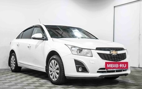 Chevrolet Cruze II, 2014 год, 880 000 рублей, 3 фотография