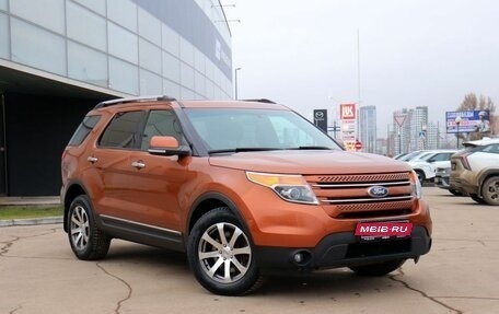 Ford Explorer VI, 2013 год, 1 900 000 рублей, 3 фотография