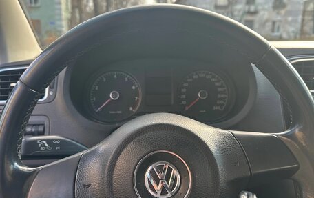 Volkswagen Polo VI (EU Market), 2014 год, 1 100 000 рублей, 17 фотография