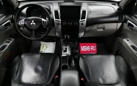 Mitsubishi Pajero Sport II рестайлинг, 2010 год, 1 745 000 рублей, 10 фотография