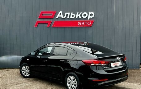 Hyundai Elantra VI рестайлинг, 2017 год, 1 649 000 рублей, 4 фотография