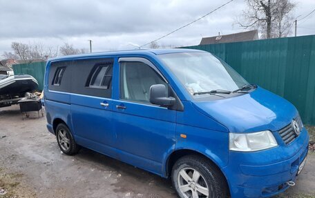 Volkswagen Transporter T5 рестайлинг, 2003 год, 900 000 рублей, 1 фотография