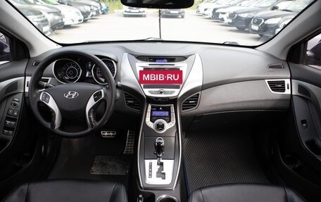 Hyundai Avante, 2012 год, 1 250 000 рублей, 8 фотография