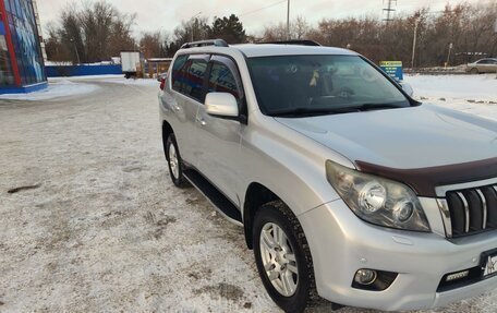 Toyota Land Cruiser Prado 150 рестайлинг 2, 2011 год, 3 430 000 рублей, 11 фотография