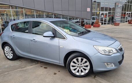 Opel Astra J, 2011 год, 990 000 рублей, 13 фотография