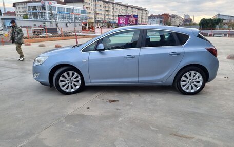 Opel Astra J, 2011 год, 990 000 рублей, 22 фотография