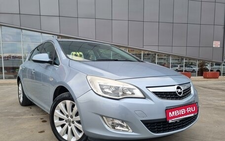 Opel Astra J, 2011 год, 990 000 рублей, 10 фотография