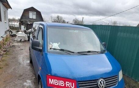 Volkswagen Transporter T5 рестайлинг, 2003 год, 900 000 рублей, 2 фотография