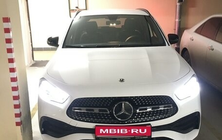 Mercedes-Benz GLA, 2020 год, 4 800 000 рублей, 1 фотография